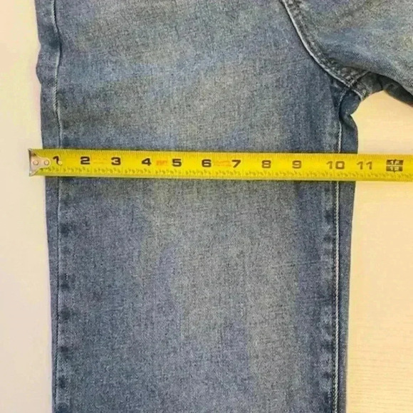 JBD High Rise Crisscross Denim Jeans. Size 26 - Picture 10 of 15